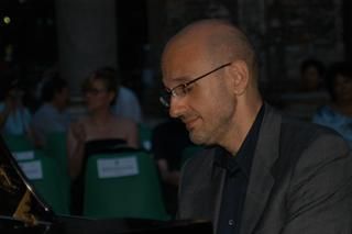 Giachino al pianoforte